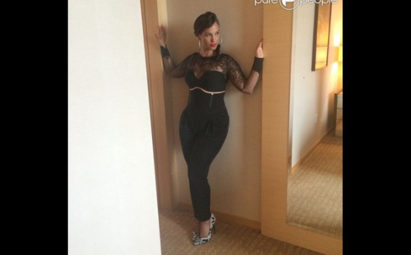 Alicia Keys, divine au soir des BET Awards 2015 à Los Angeles