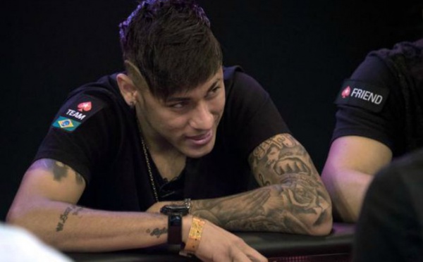 Quand Neymar gagne près de 18 000 euros au poker…