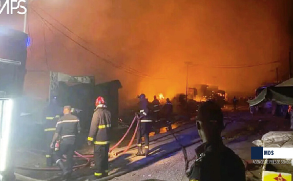 Kaolack : Un incendie ravage des dizaines de cantines du marché Guédj