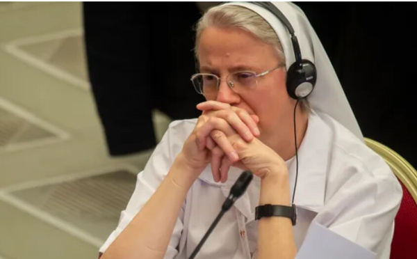 Le Pape nomme pour la première fois, une femme à la tête d’un dicastère