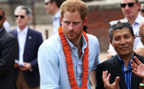 Prince Harry : inquiet au sujet de sa vie amou­reuse