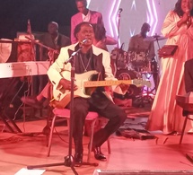 Soirée culturelle : Baba Maal, artiste-compositeur interplanétaire, enterre l’année 2024 en beauté