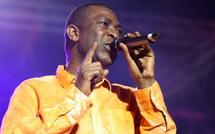 Invite de canal info pour lancer «bercy 2008» : Youssou Ndour disserte sur la goana