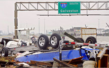 [Photos] Cyclone Ike: L'oeil du cyclone atteint le Texas aujourd'hui !