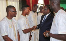 CAN 2017: le Président Macky Sall envoie ses "encouragements" aux Lions de la Téranga, éliminés en quarts de finale par les "Lions indomptables"