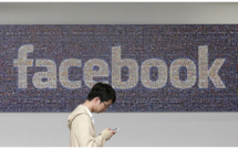 Facebook lance une campagne publicitaire contre les « fausses informations »