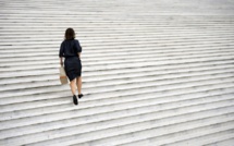 Troc d'une vie conjugale contre l'autonomie financière: Le célibat des femmes-cadres, s’éternise