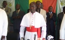 [ Photos-Audio ] Meeting presidé par le Cardinal Sarr et Protestations