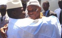 Abdoulaye Wade rend visite à Yahya Jammeh