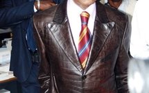 Papa Samba Mboup, Conseiller de Abdoulaye Wade: La veste Louis Vuitton (100% crocodile) 150.000 Euros!