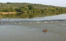 Risque imminent de débordement du Fleuve Gambie : Les autorités sonnent l’alerte à Kédougou