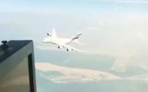 Un A380 frôle un hélicoptère en plein ciel